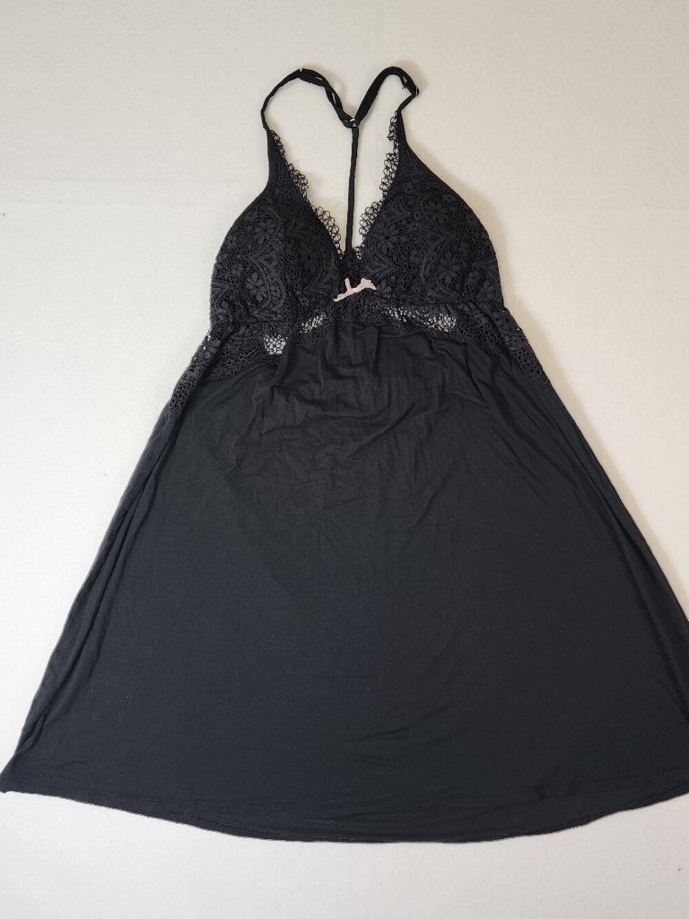 Victoria’s Secret Black Lace Racerback Chemise Nightgown Pink Bow Size L